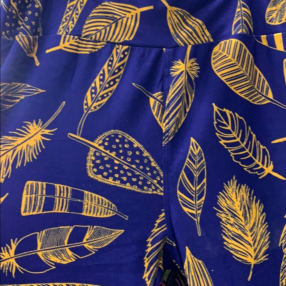 NWOT LuLaRoe Leggings Size OS